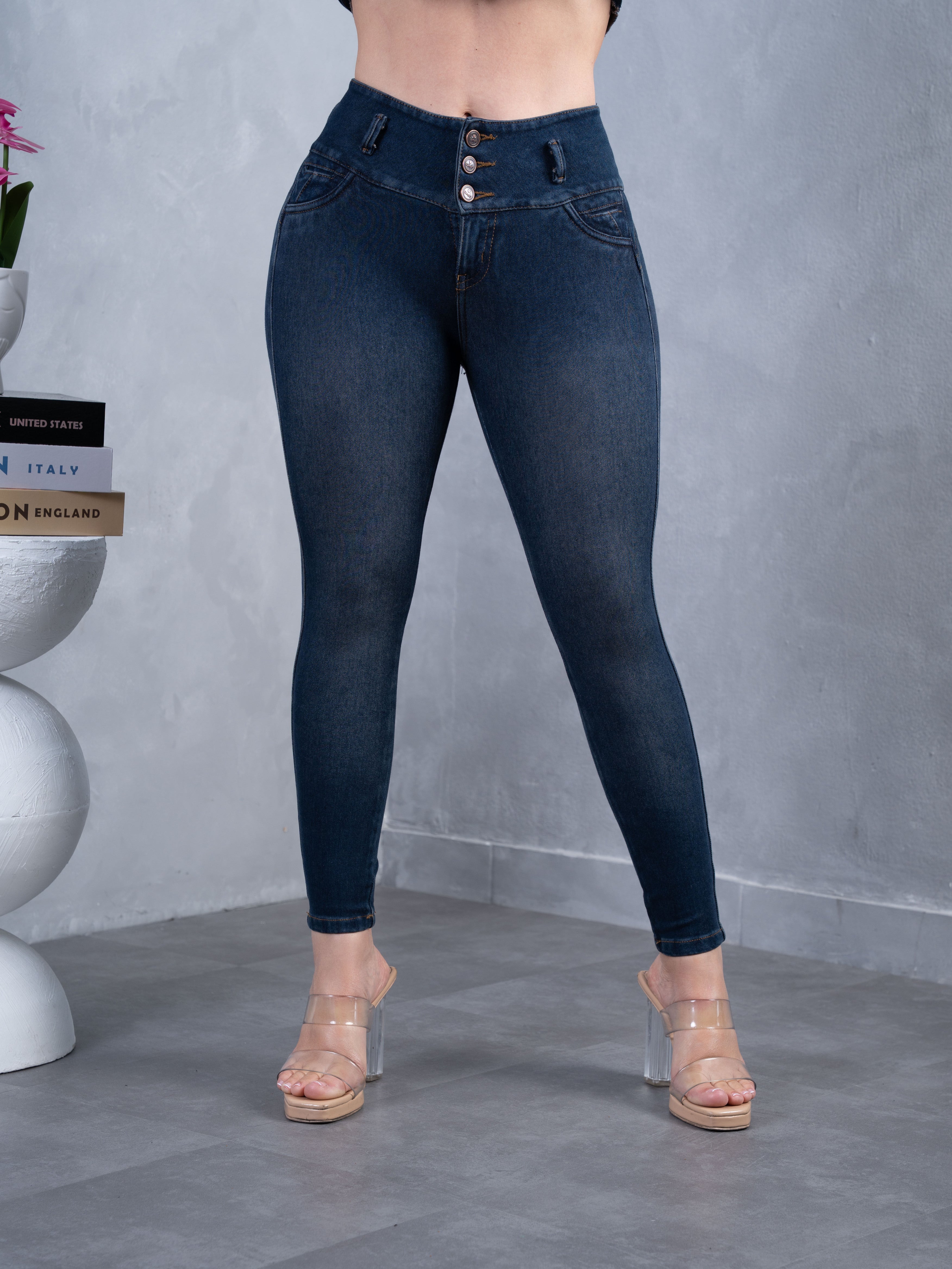 Conjunto Clásico Azul (cuello chino)