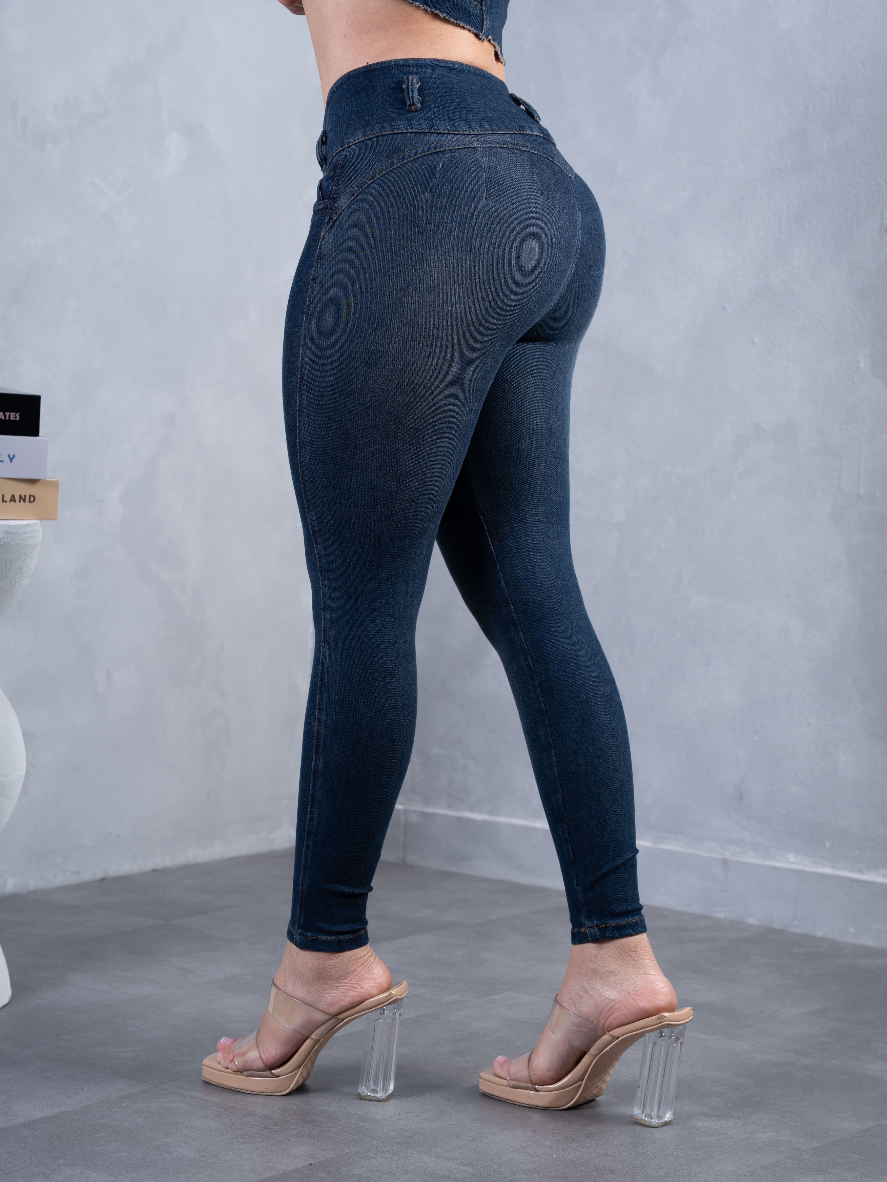 Conjunto Clásico Azul (cuello chino)