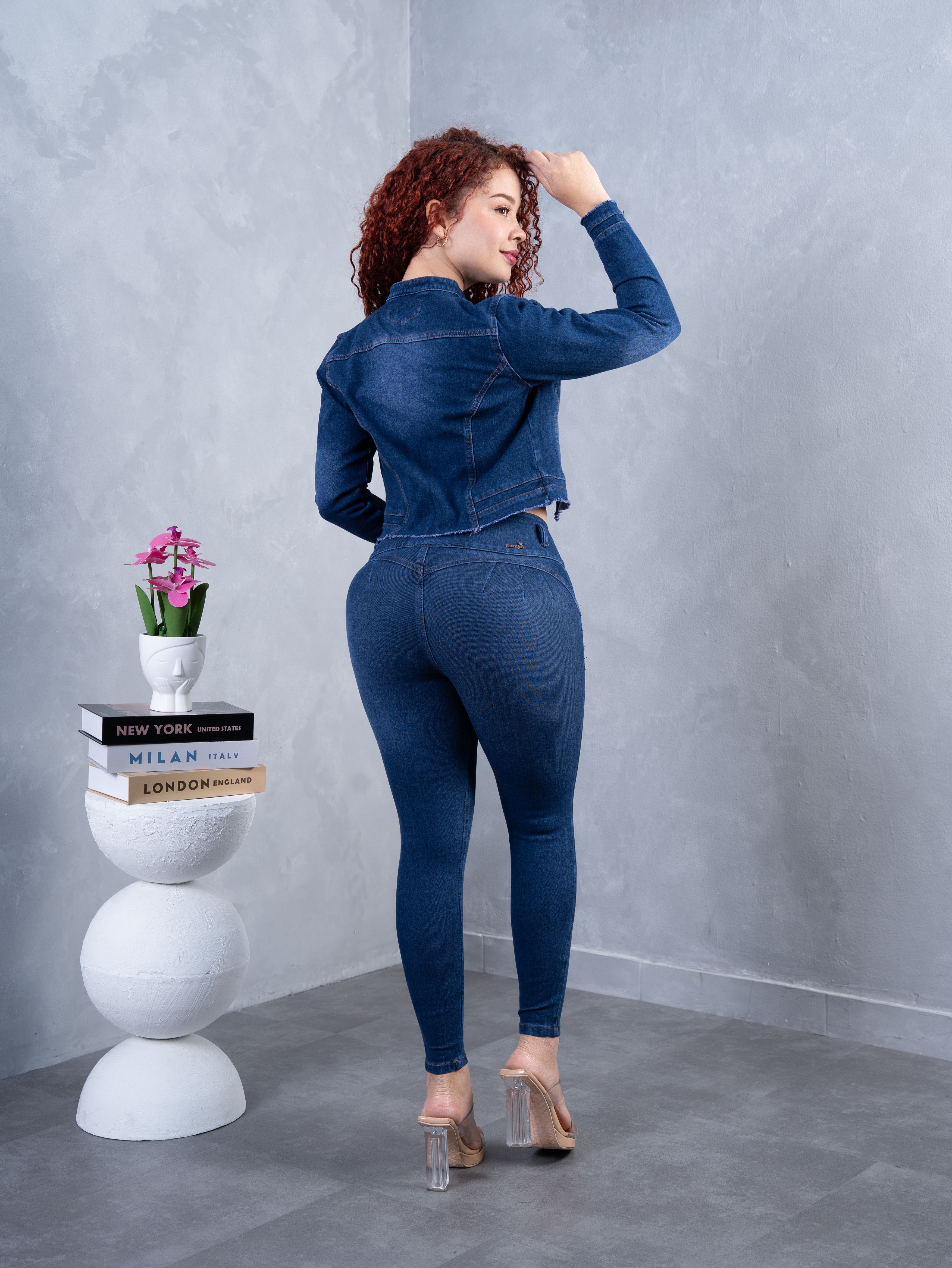 Conjunto Clásico Azul (cuello chino)