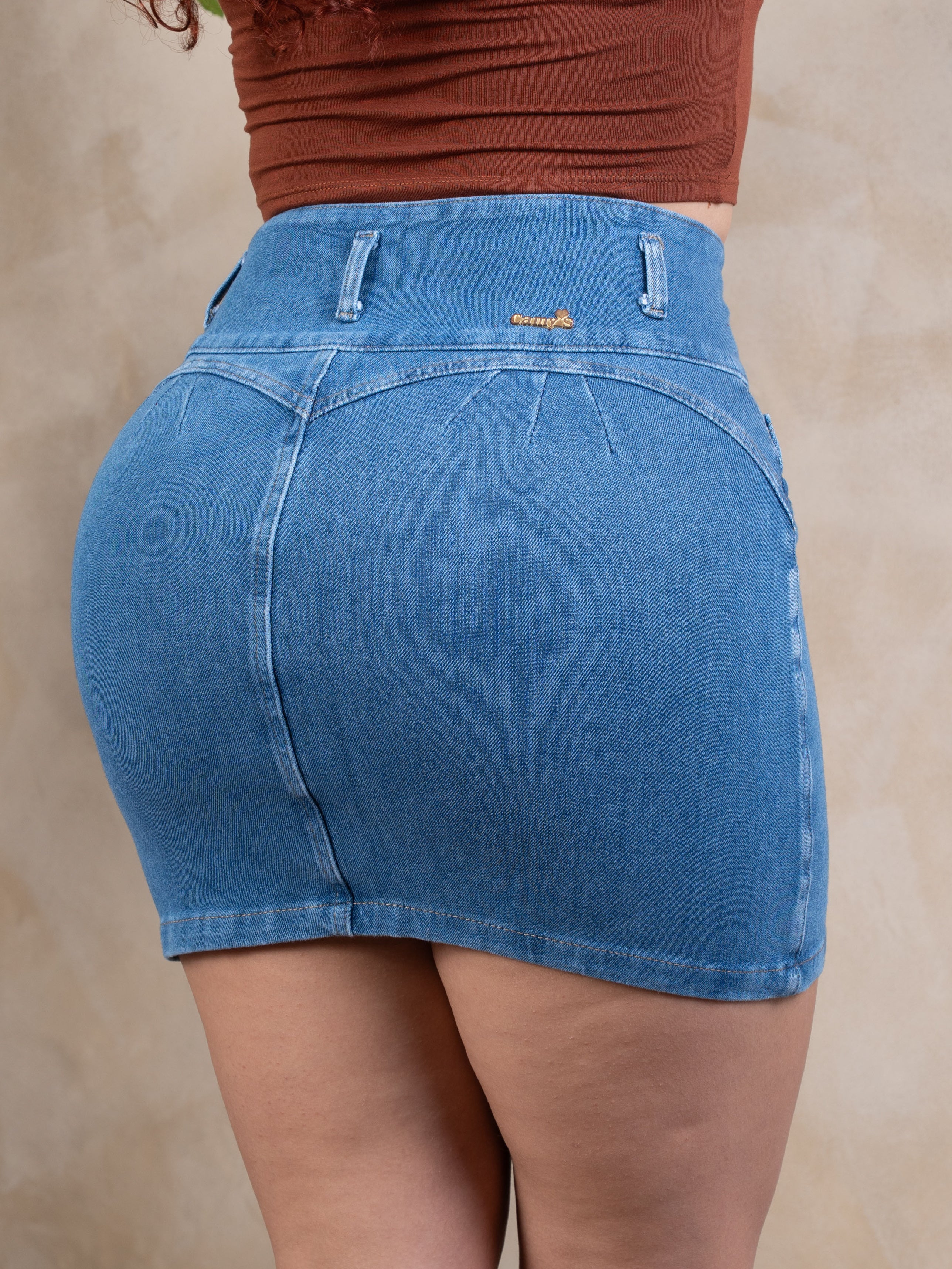 Falda Clásica Celeste