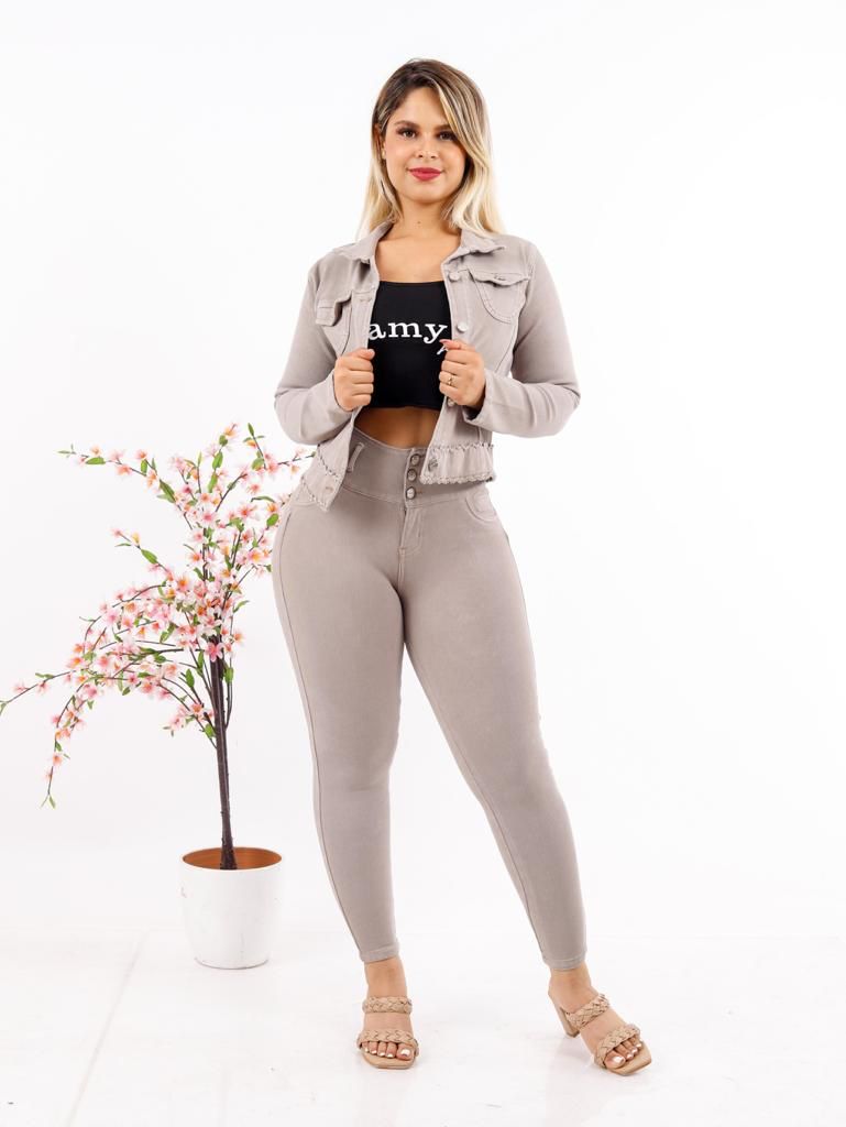 Conjunto Clásico Beige