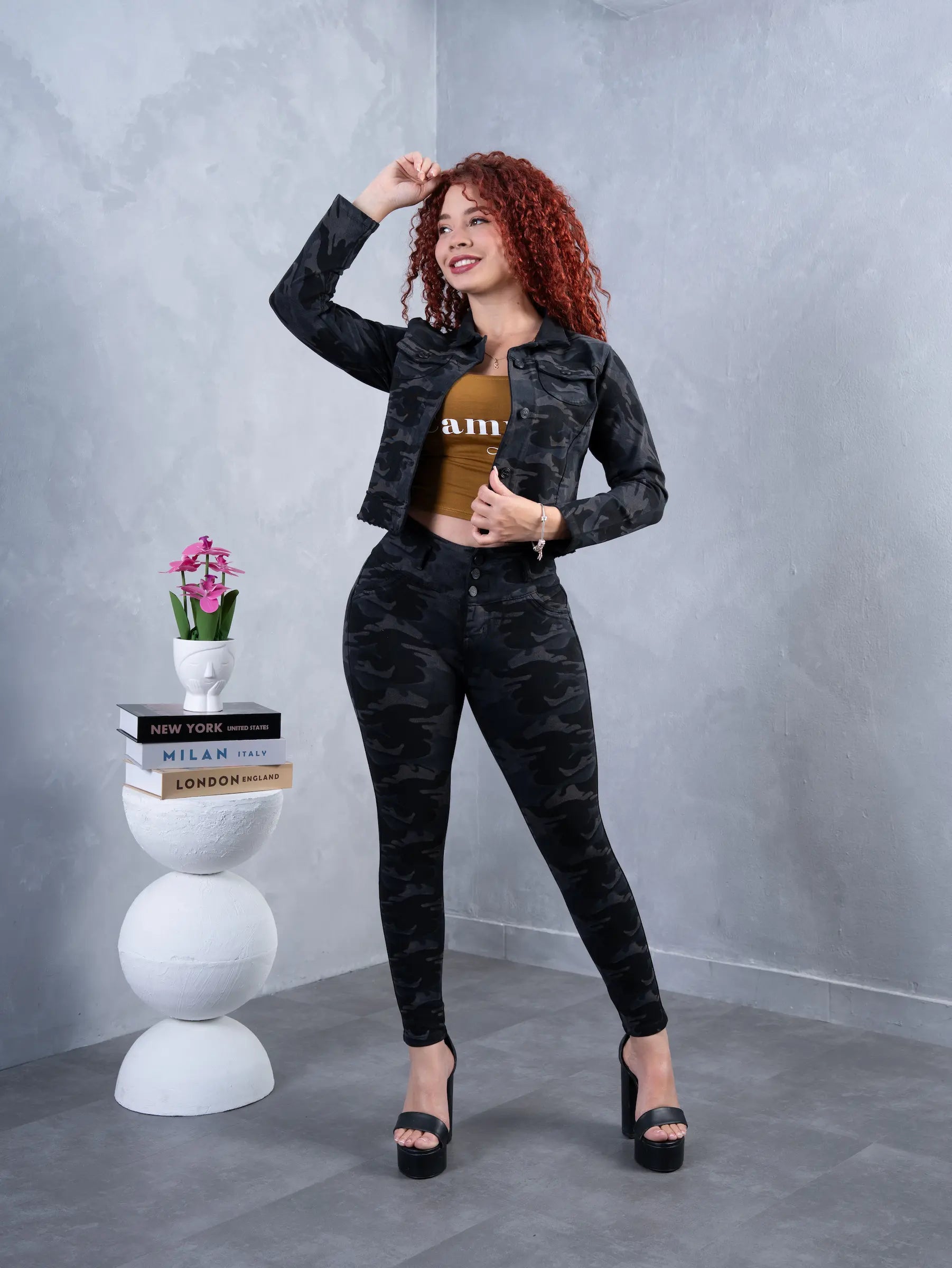 Conjunto Camuflado Negro