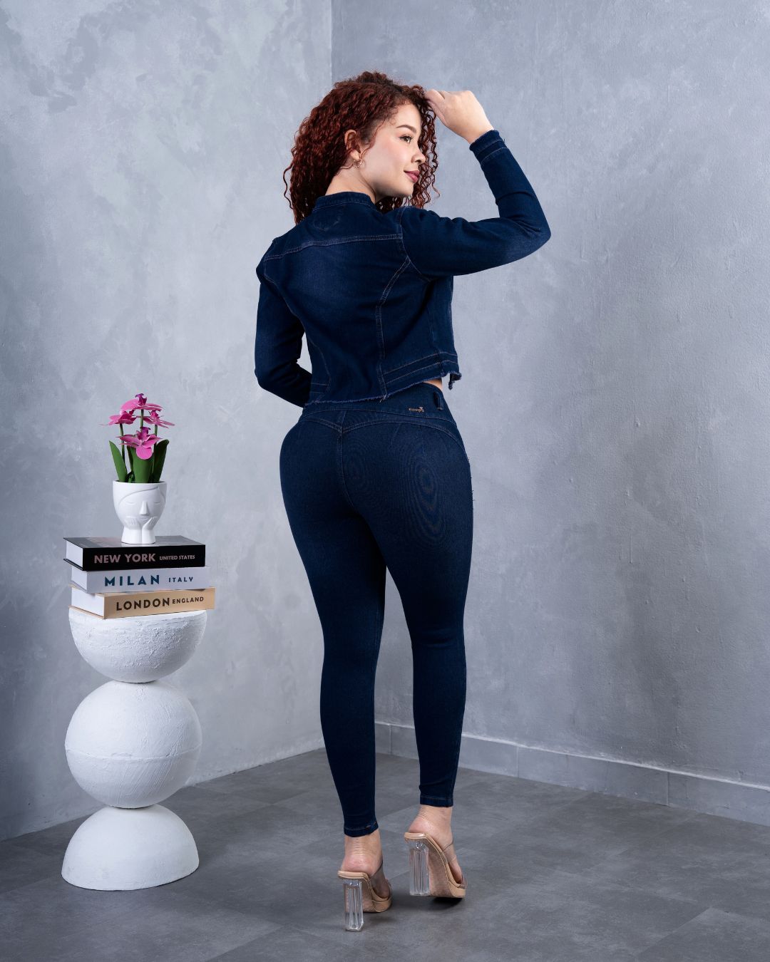 Conjunto Clásico (cuello chino)