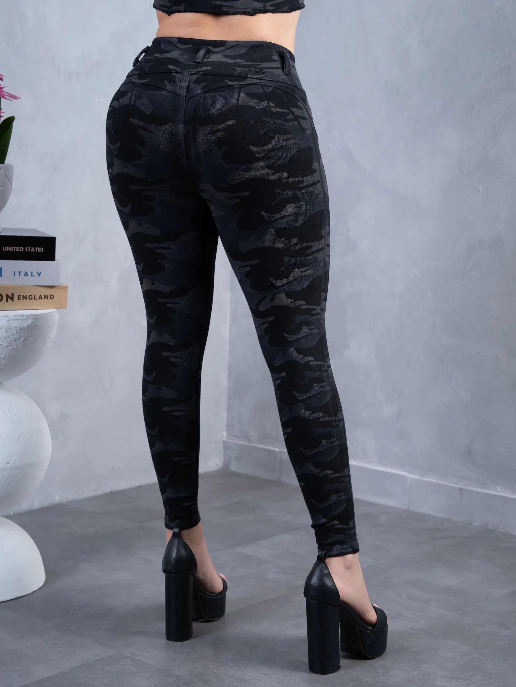 Pantalón Camuflado Negro